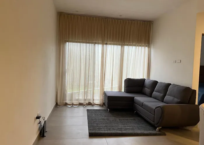 Nohemani Suite
